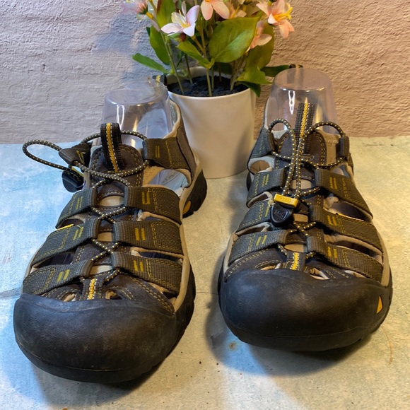 Keen Shoes Keen Sandals Sz 5 Mens Poshmark